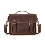 Echtleder Tasche RAGNAR aus Rindsleder – Frontansicht in braun