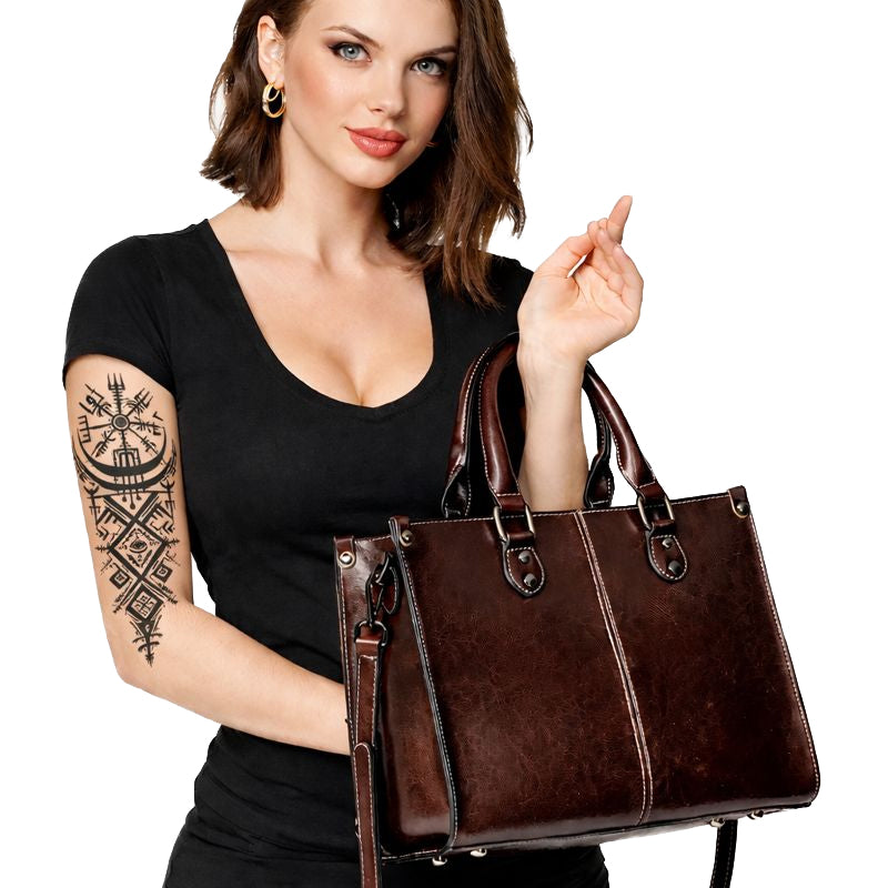 Echtleder Handtasche Damen getragen am Model, hochwertige Damen Lederhandtasche